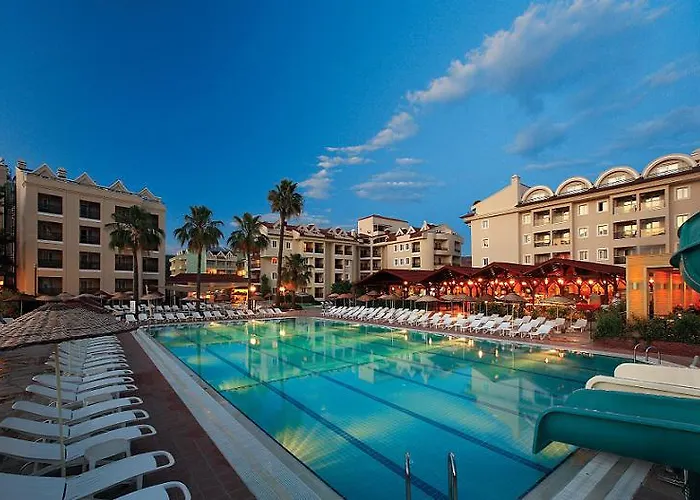 Julian Forest Hotell 4*