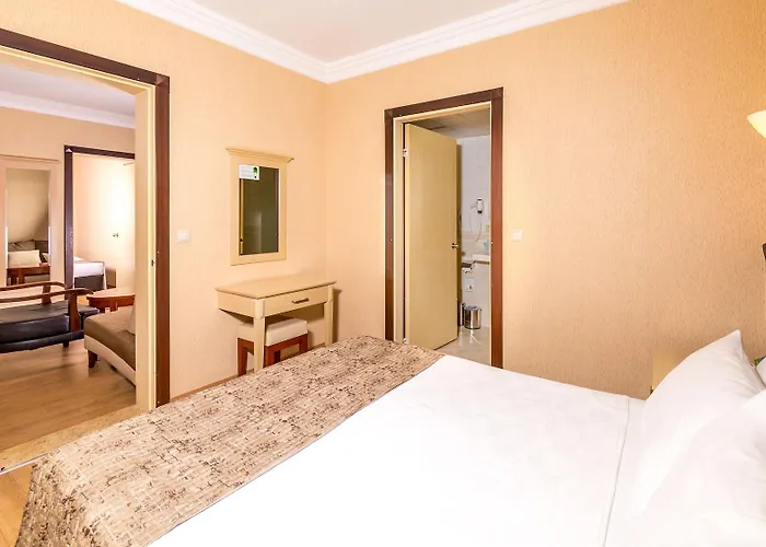 Hotell Julian Forest