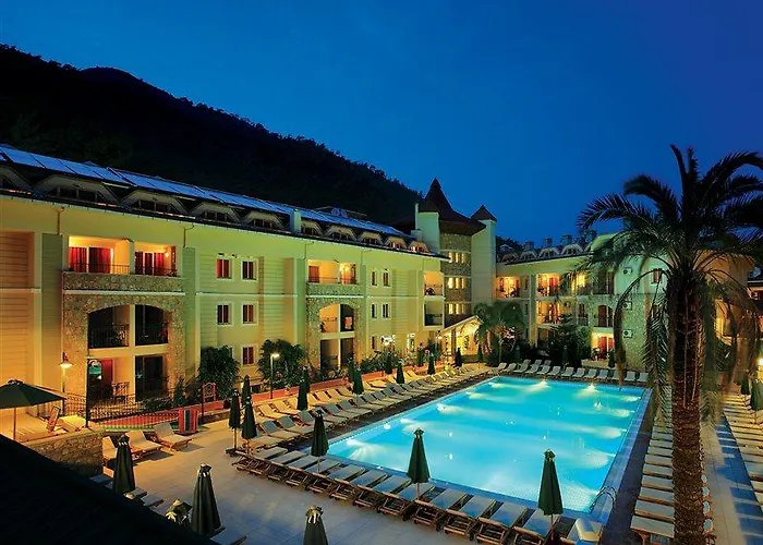 Julian Forest Hotell