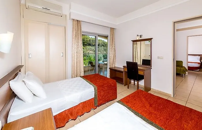 Hotell Julian Forest