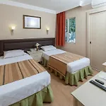 Hotel Julian Forest 4*