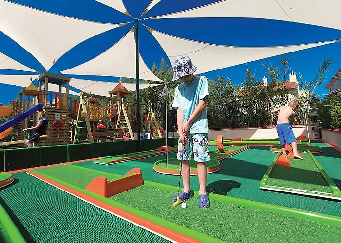 Julian Forest Μαρμαρίς