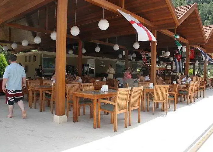 Julian Forest 4* Μαρμαρίς