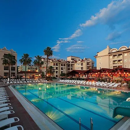 Julian Forest Hotell 4*