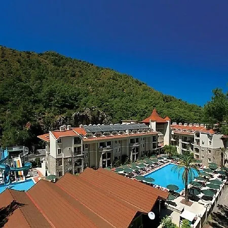 Julian Forest فندق 4*