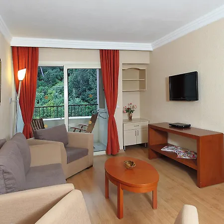 Julian Forest Hotell