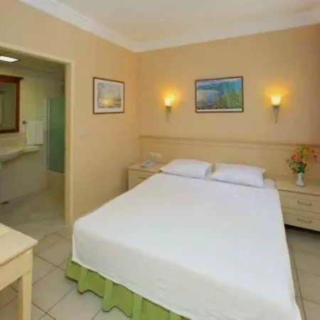 Julian Forest 4* مرمريس