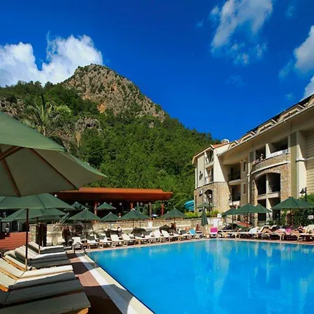 Julian Forest Hotell