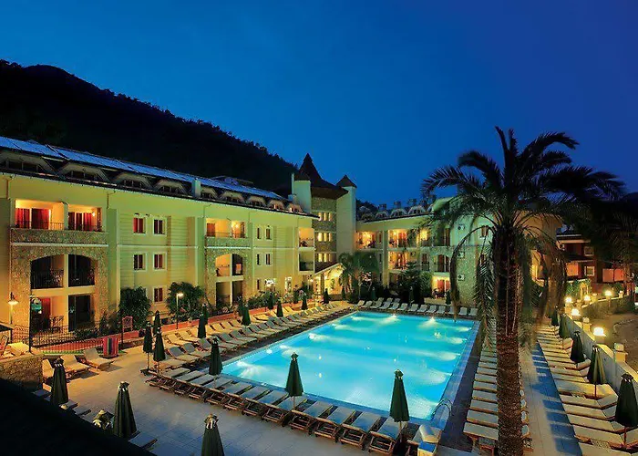 Hotel Julian Forest 4*